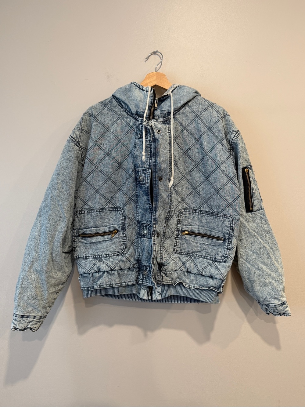 Vintage 80s American Beauties Acid Wash Quilted Hooded Denim Bomber Jacket M